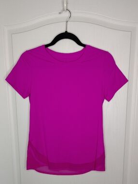 Athleta athletic Tee